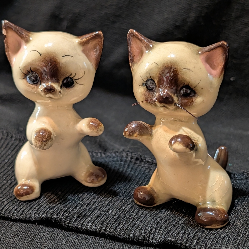 Adorable Tan and Brown Cat Figurines - Picture 3 of 3